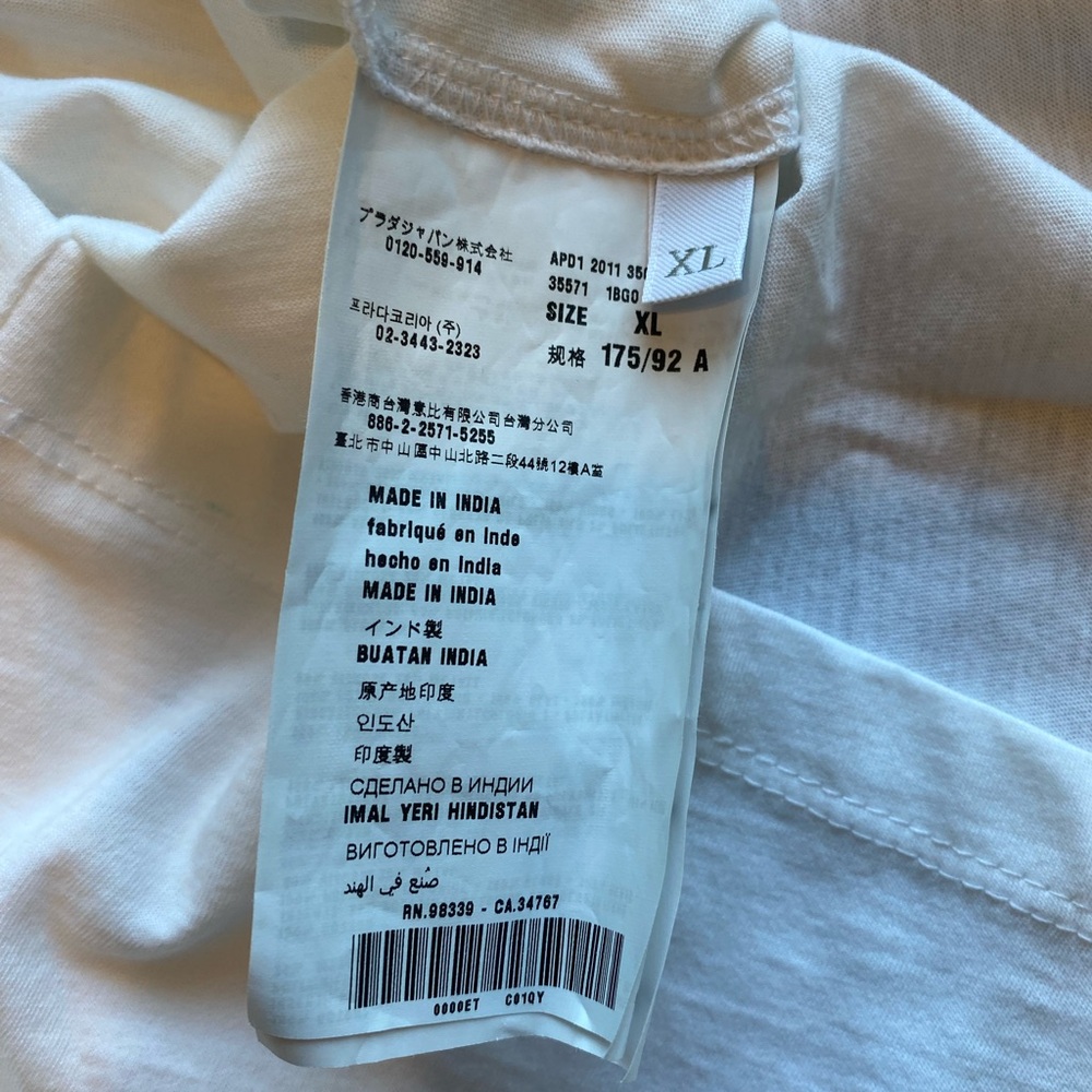 NWT Prada Kids White T-Shirt with Embroidered Design, size XL - Picture 8 of 8